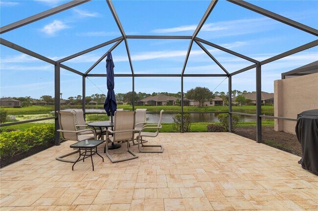 Building Photo - 3533 Lakewood Blvd