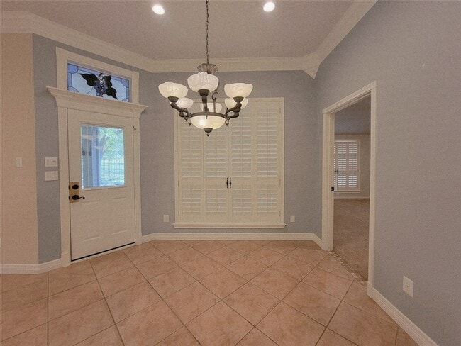 Building Photo - 9621 Monticello Dr