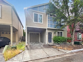 Building Photo - 3069 SW Lanterna Pl