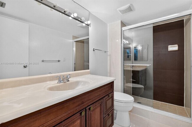 Building Photo - 2401 Collins Ave