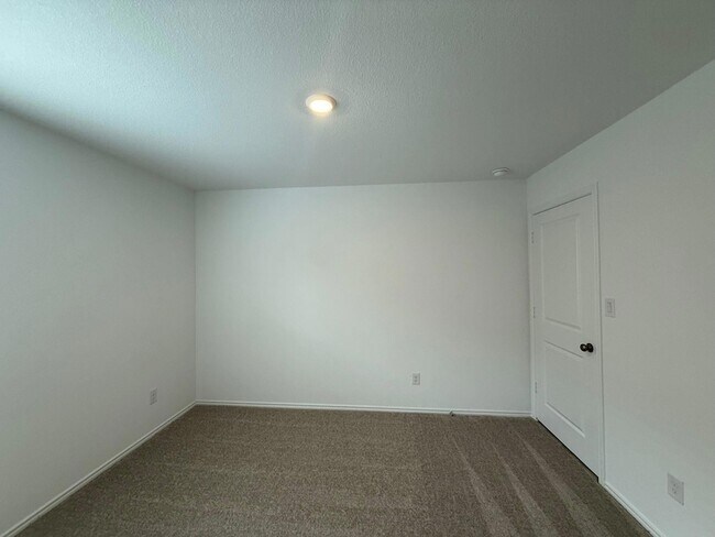 Building Photo - 117 Alamito Ave