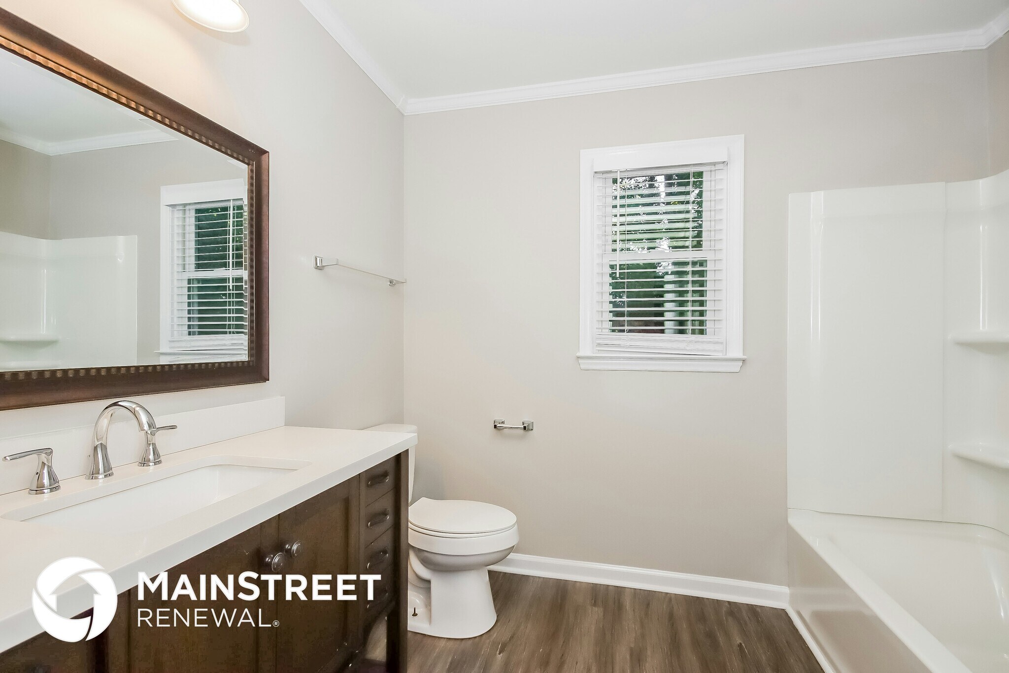 Building Photo - 919 Briarcliff Rd