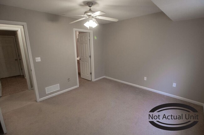 Building Photo - 4015 Snowy Owl Dr