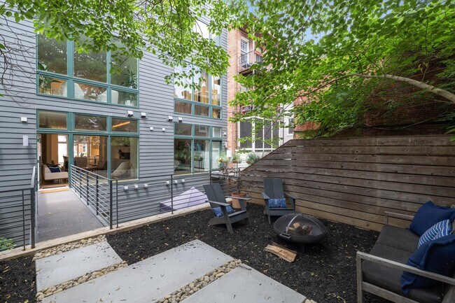 Building Photo - 1539 6th St NW