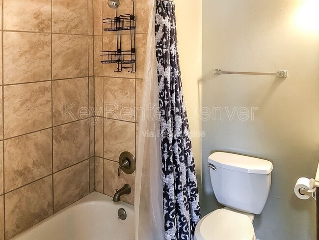 Building Photo - 2639 S Dillon St