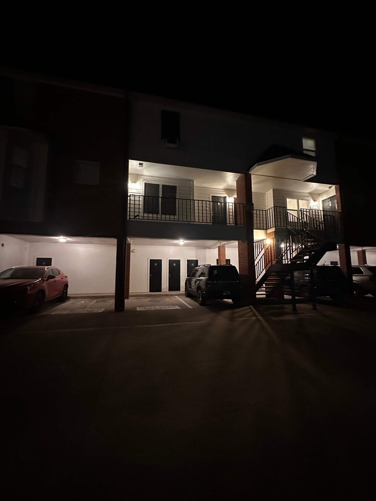 Building Photo - 600 Bagby Ave