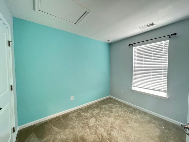 Building Photo - 1805 Rio Grande Dr