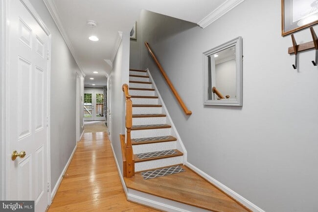 Building Photo - 8133 Dove Cottage Ct