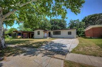 Building Photo - 1308 Marshalldale Dr