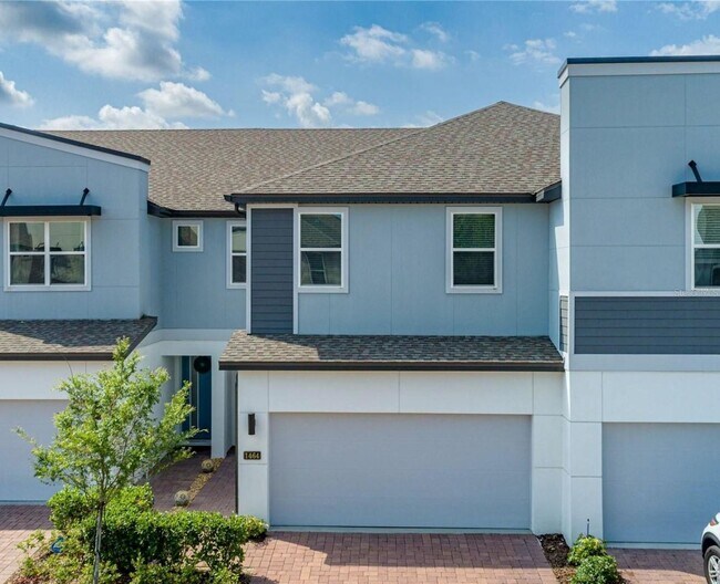 Primary Photo - Beautiful 3/2.5 Townhouse in Winter Park