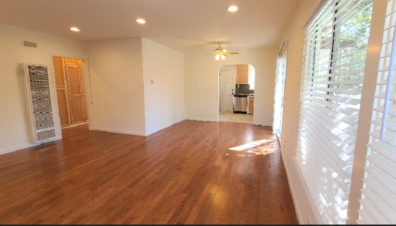 Building Photo - 2226 S Carmelina Ave