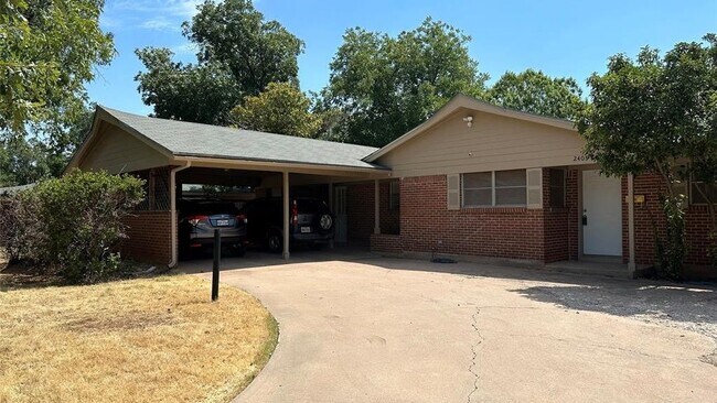 Building Photo - 4309 Bob O Link Dr
