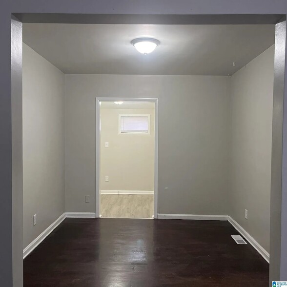 Building Photo - 4920 Ave I