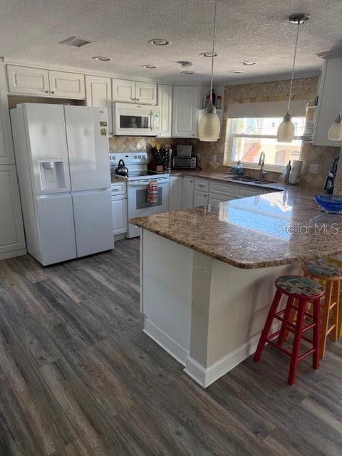 Building Photo - 745 Eldorado Ave