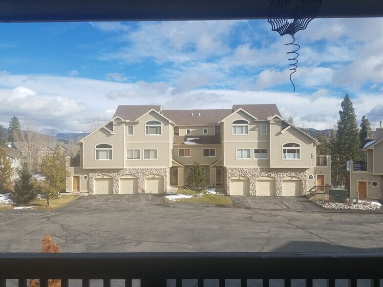 view from front deck - 103 Morningstar Cir
