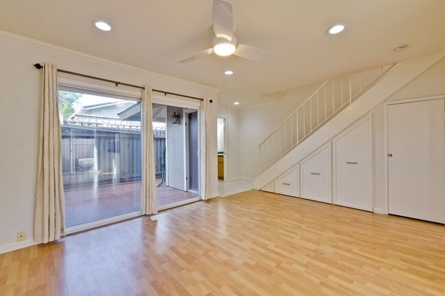 Building Photo - 2-Bed Cupertino Home with Private Yard, In-Unit Laundry, Pool and Clubhouse