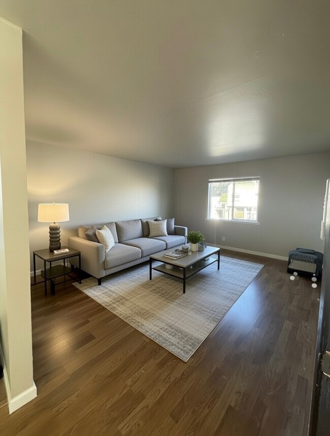 Building Photo - 1 A St