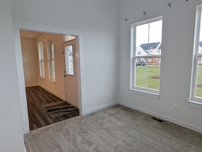 Building Photo - 1207 Marsalis Pl