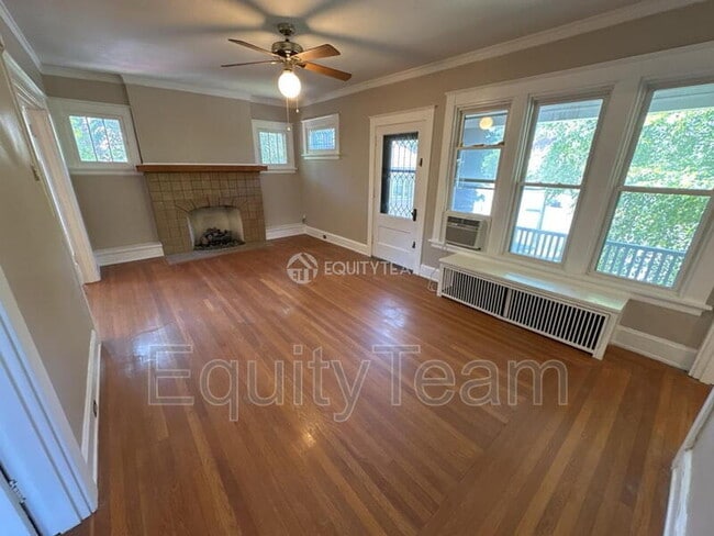 Building Photo - 2581 Madison Rd