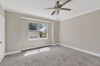 Building Photo - 1703 Ash Crescent St