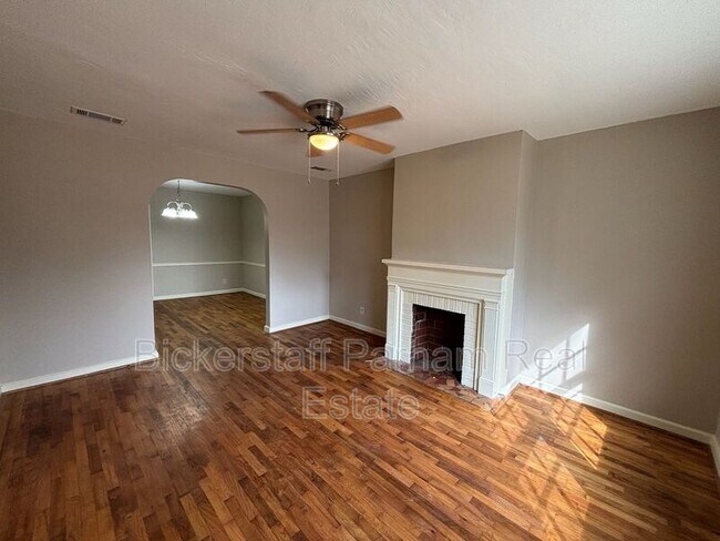 Building Photo - 3623 Fifteenth Avenue