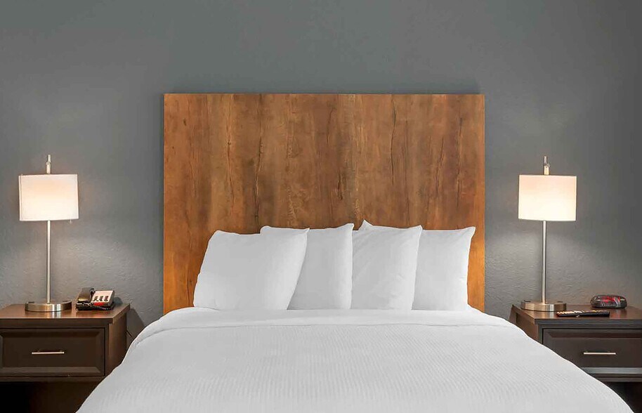 Building Photo - Furnished Studio-Fort Lauderdale - Cypress Creek - Park North