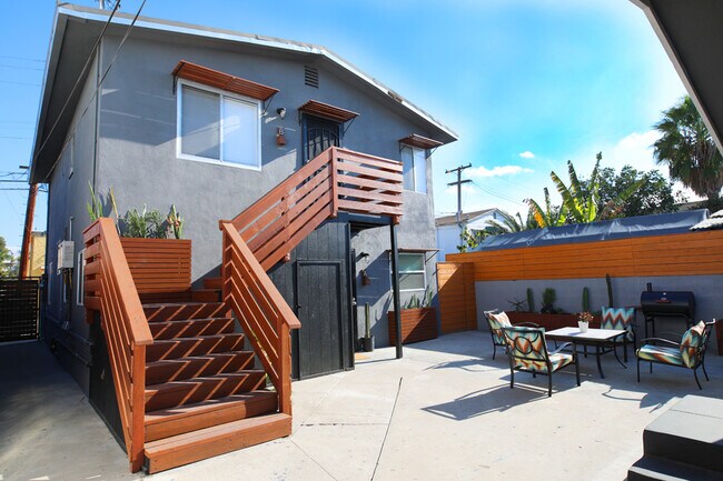 Primary Photo - 3863 42nd Street