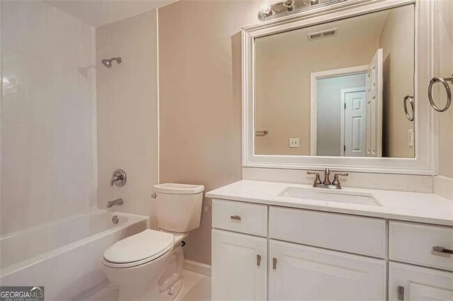 Building Photo - 1570 Twin Bridge Ln