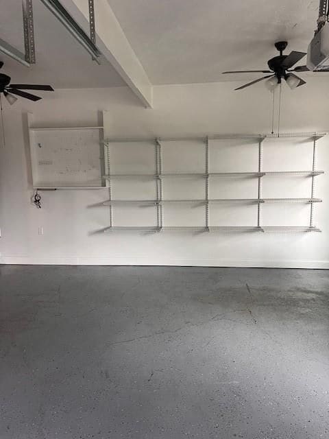 Building Photo - 871 Cedar Trce SW