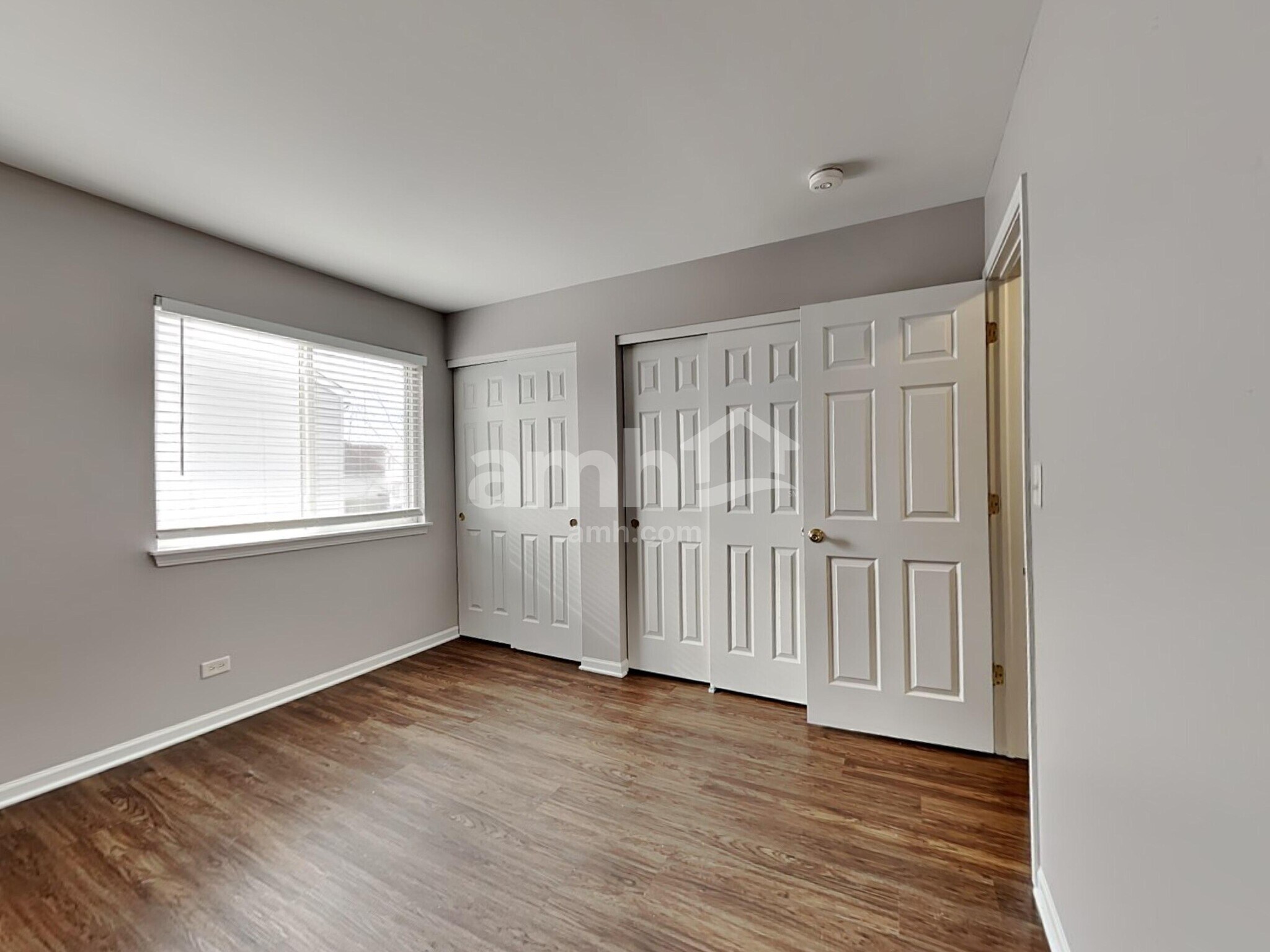 Building Photo - 2811 Stonebridge Dr