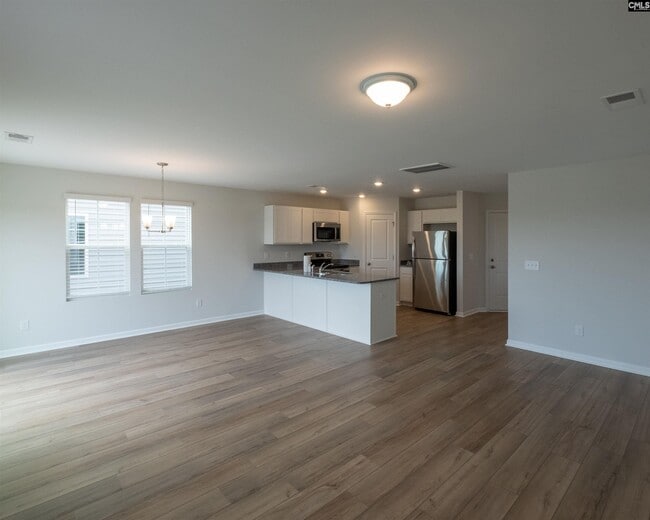 Building Photo - 921 S Desert Orch Ln