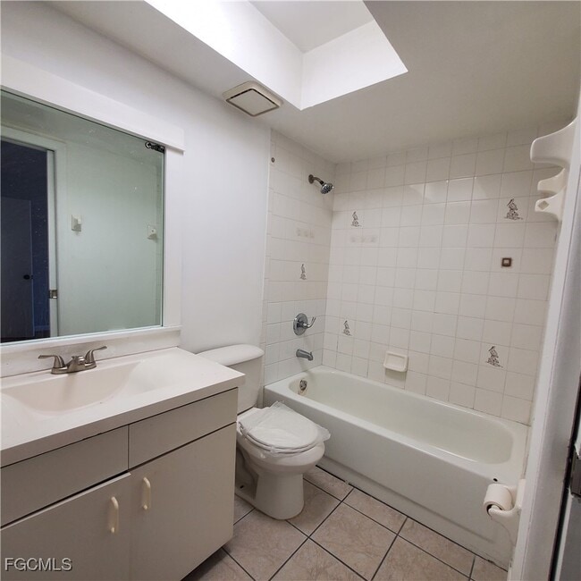 Building Photo - 421 Hancock Bridge Pkwy