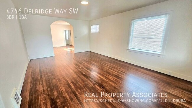 Building Photo - 4746 Delridge Way SW