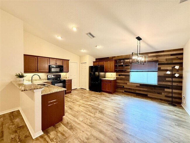 Building Photo - 6054 Merrifield Dr