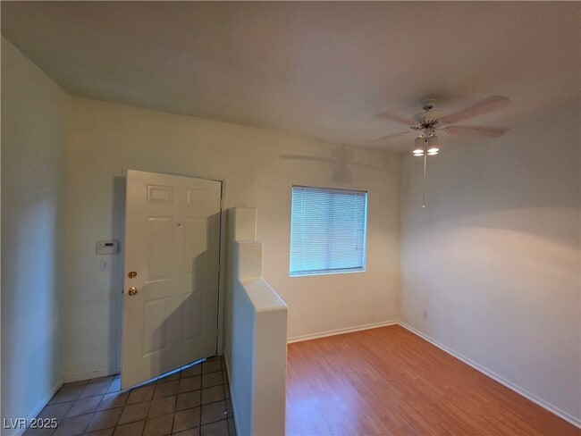 Building Photo - 2110 Los Feliz St