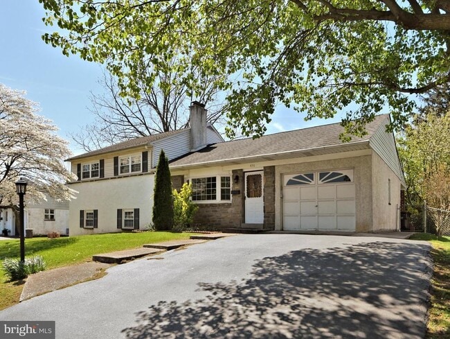 Building Photo - 436 Anthony Rd