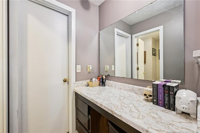 Building Photo - 5905 Waters Edge Dr