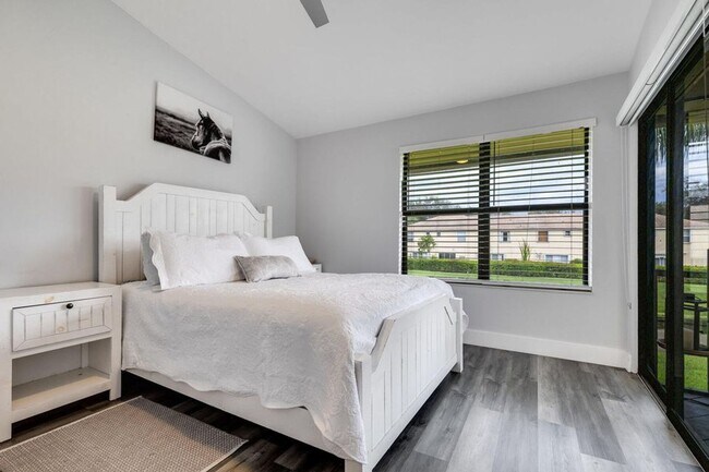 Building Photo - 13155 Chadwick Ct