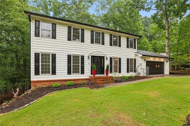 Building Photo - 2063 Six Branches Dr