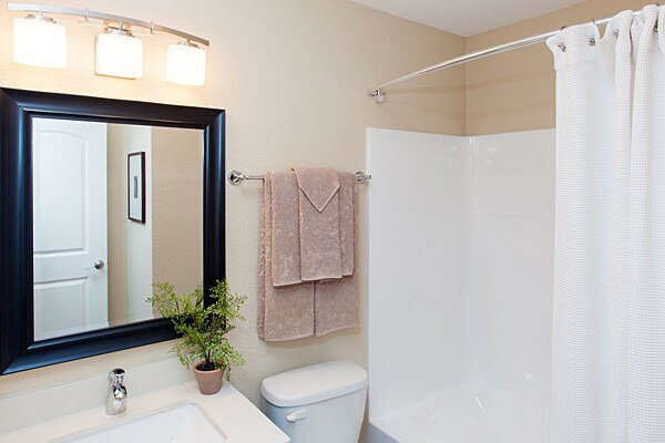 Building Photo - Del Prado Apartment Homes