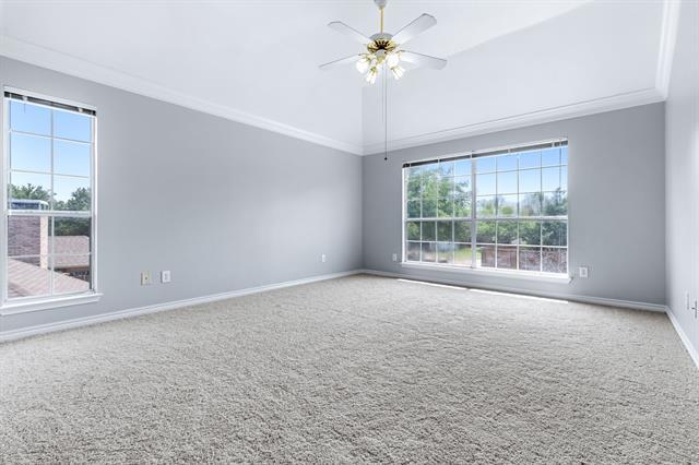 Building Photo - 1404 Honey Locust Dr