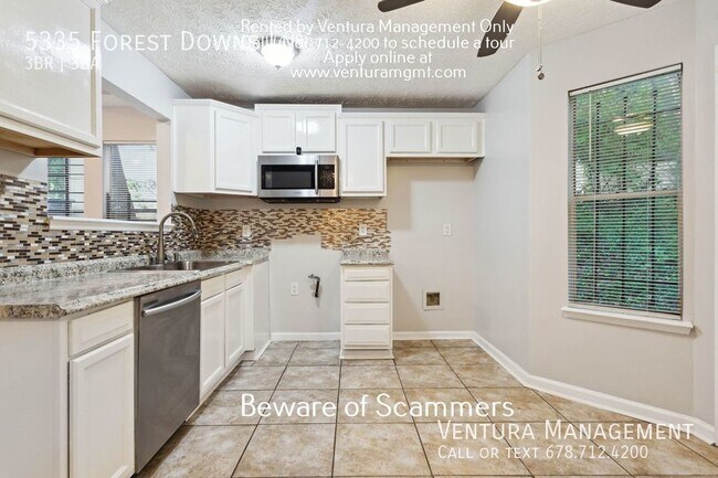 Building Photo - 5335 Forest Downs Ln