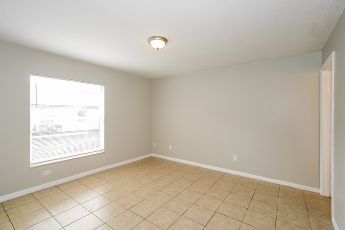 Building Photo - 8415 N 10th St