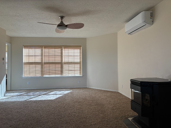 Building Photo - 24 Fleetfoot