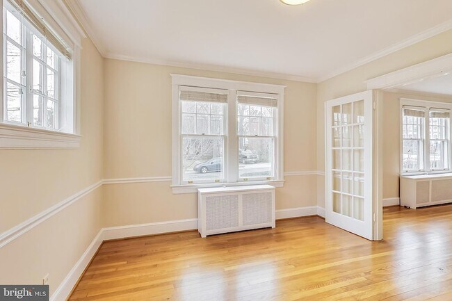 Building Photo - 4509 Highland Ave