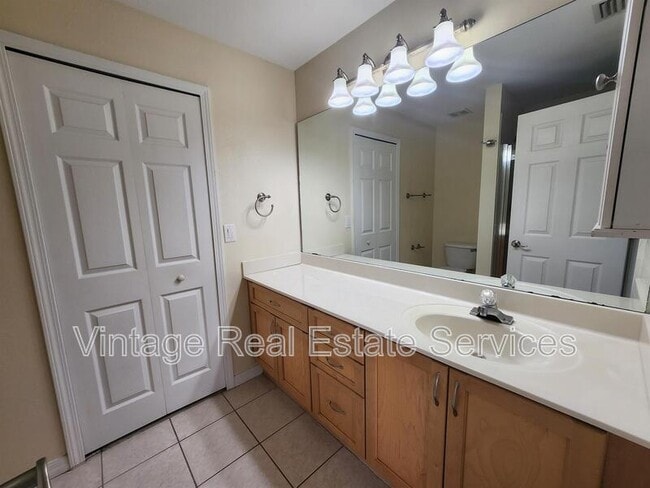 Building Photo - 11076 Winter Crest Dr