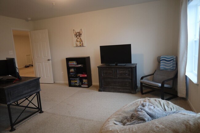 Building Photo - 2925 Fence Buster Ct