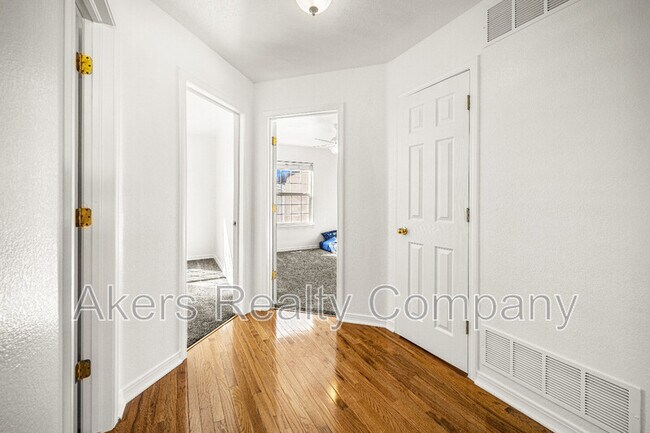 Building Photo - 2143 Teal Ct