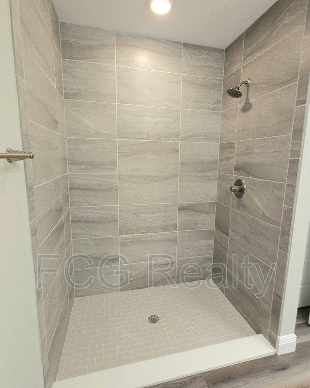 Building Photo - 10057 N Athenia Dr