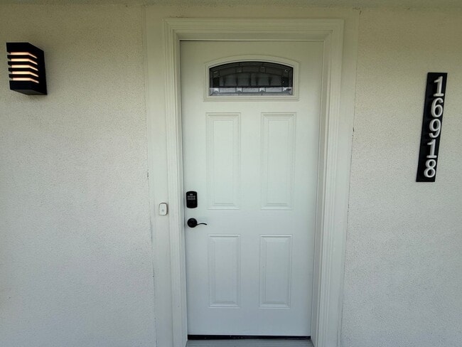 Building Photo - Bassest Properties